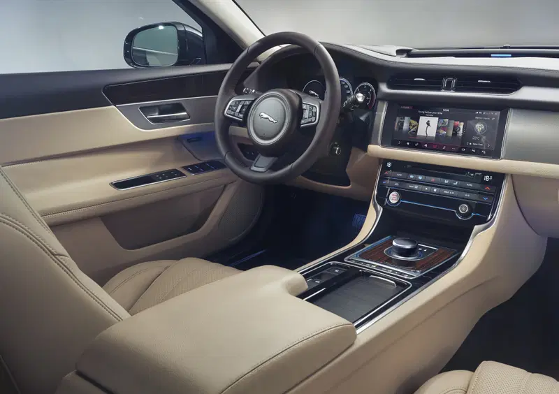 Jaguar XF Sportbrake (2017-24) (37)