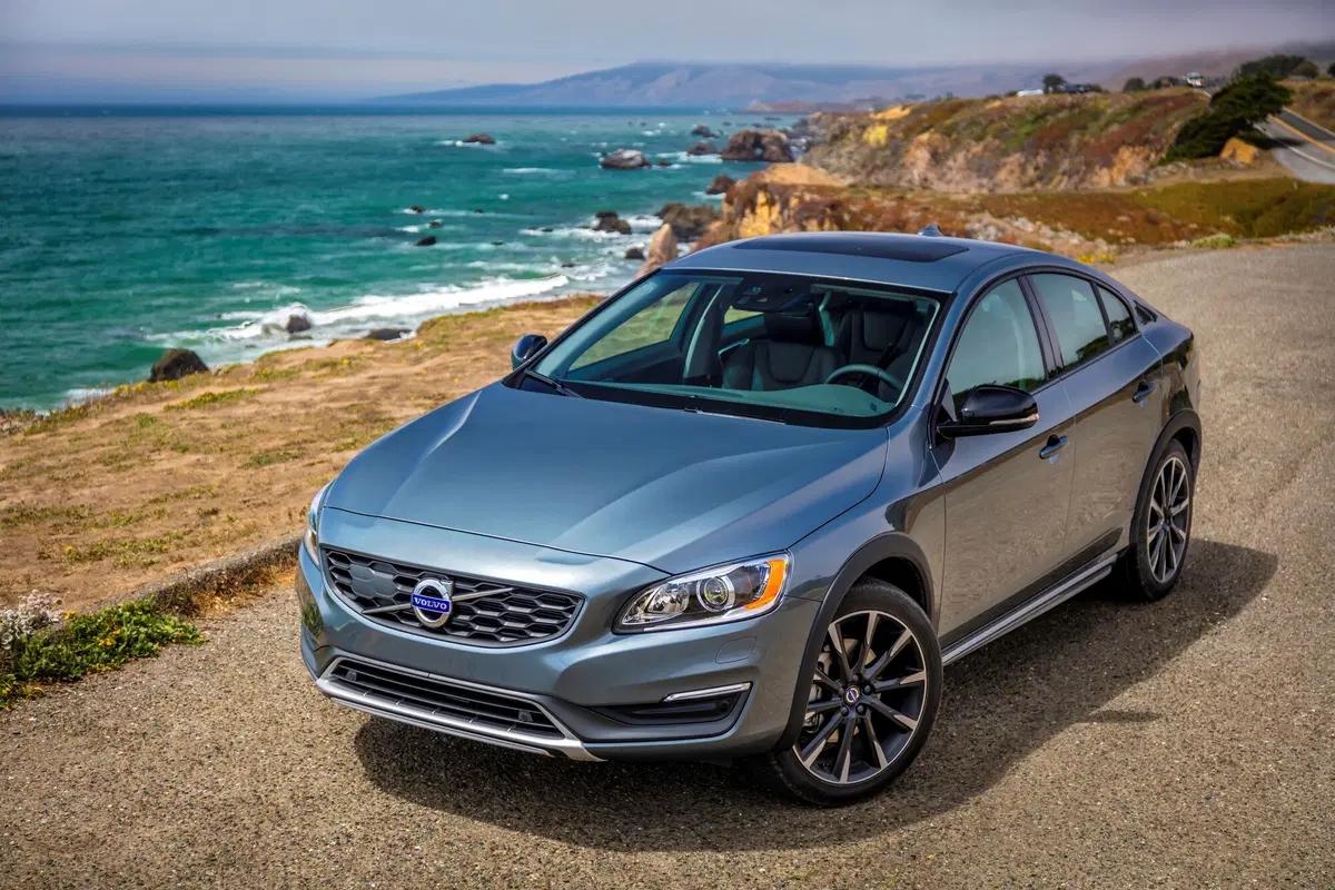 Volvo S60 Cross Country D3 Geartronic Business Plus (8)