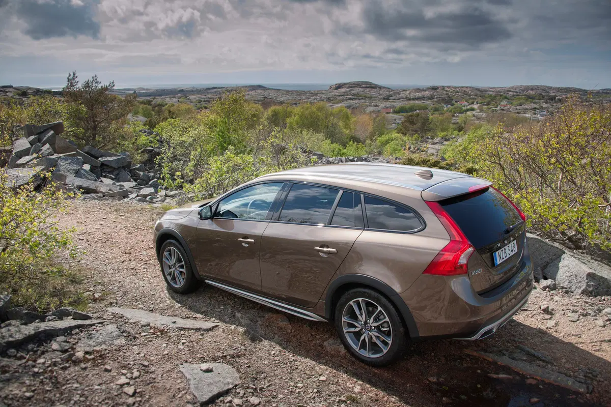 Volvo V60 Cross Country (2015-19) (10)