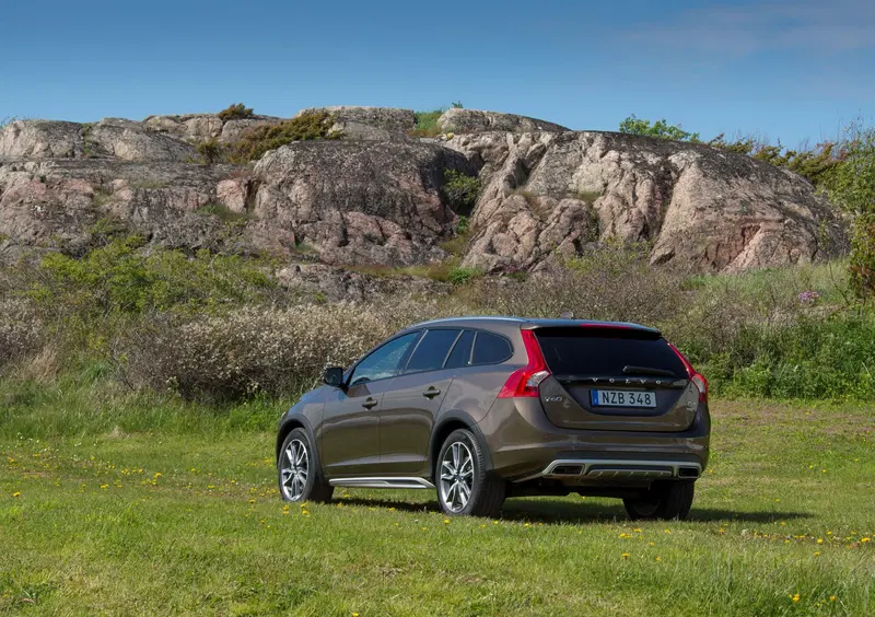 Volvo V60 Cross Country (2015-19) (15)