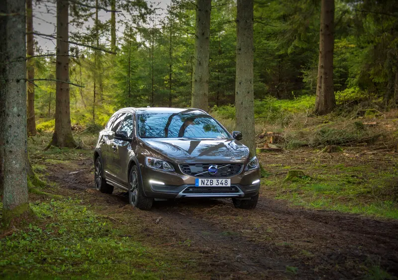 Volvo V60 Cross Country (2015-19) (19)