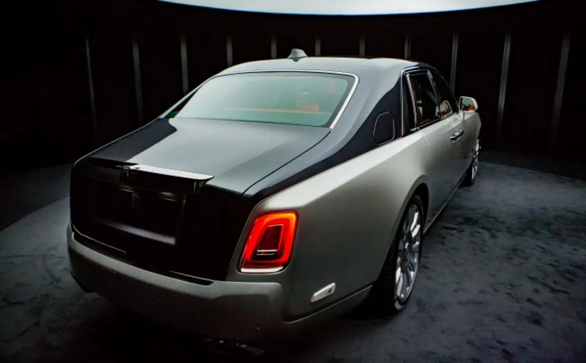 Rolls Royce Phantom, ecco l'ottava generazione 
