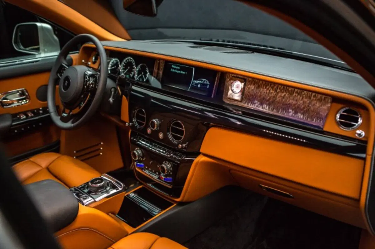 Rolls Royce Phantom, ecco l'ottava generazione  (5)