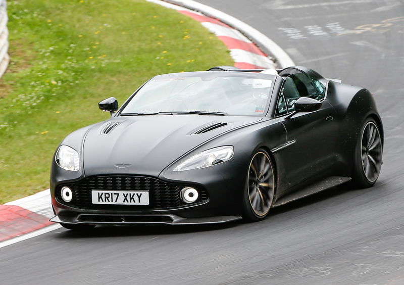 Aston Martin Vanquish Zagato Speedster, test al ring per la cabrio