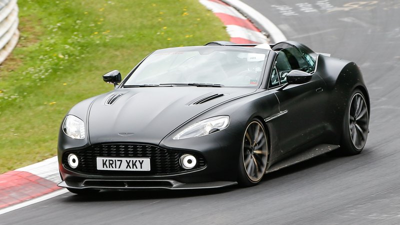 Aston Martin Vanquish Zagato Speedster, test al ring per la cabrio