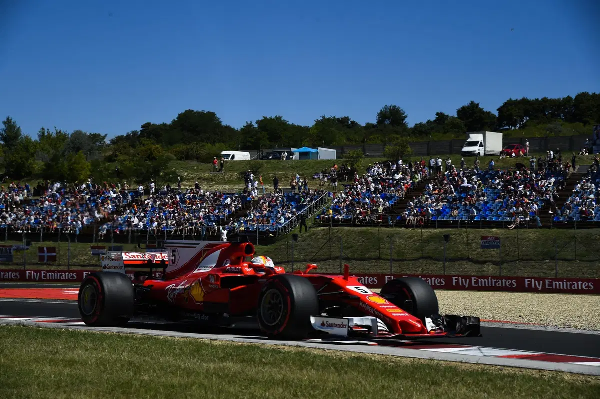 F1, GP Ungheria 2017: pole per Vettel. Secondo Raikkonen (2)