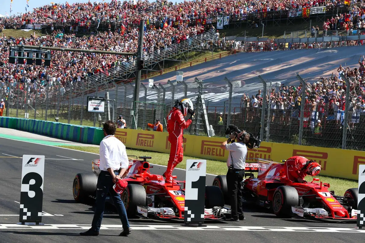 F1, GP Ungheria 2017: pole per Vettel. Secondo Raikkonen (3)