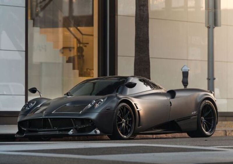 Pagani Huayra Tempesta: asta milionaria