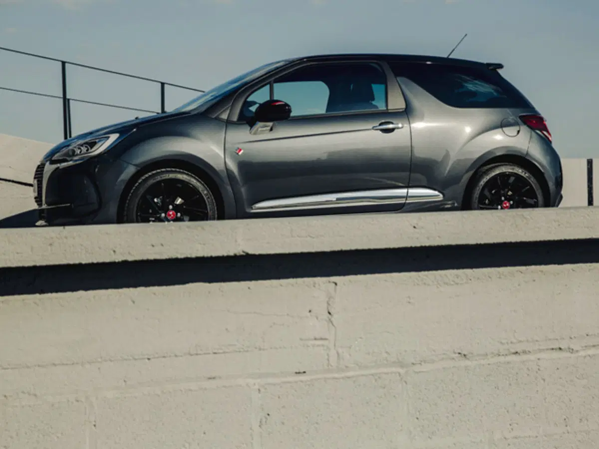 Ds DS 3 Coupé DS 3 Performance (2)