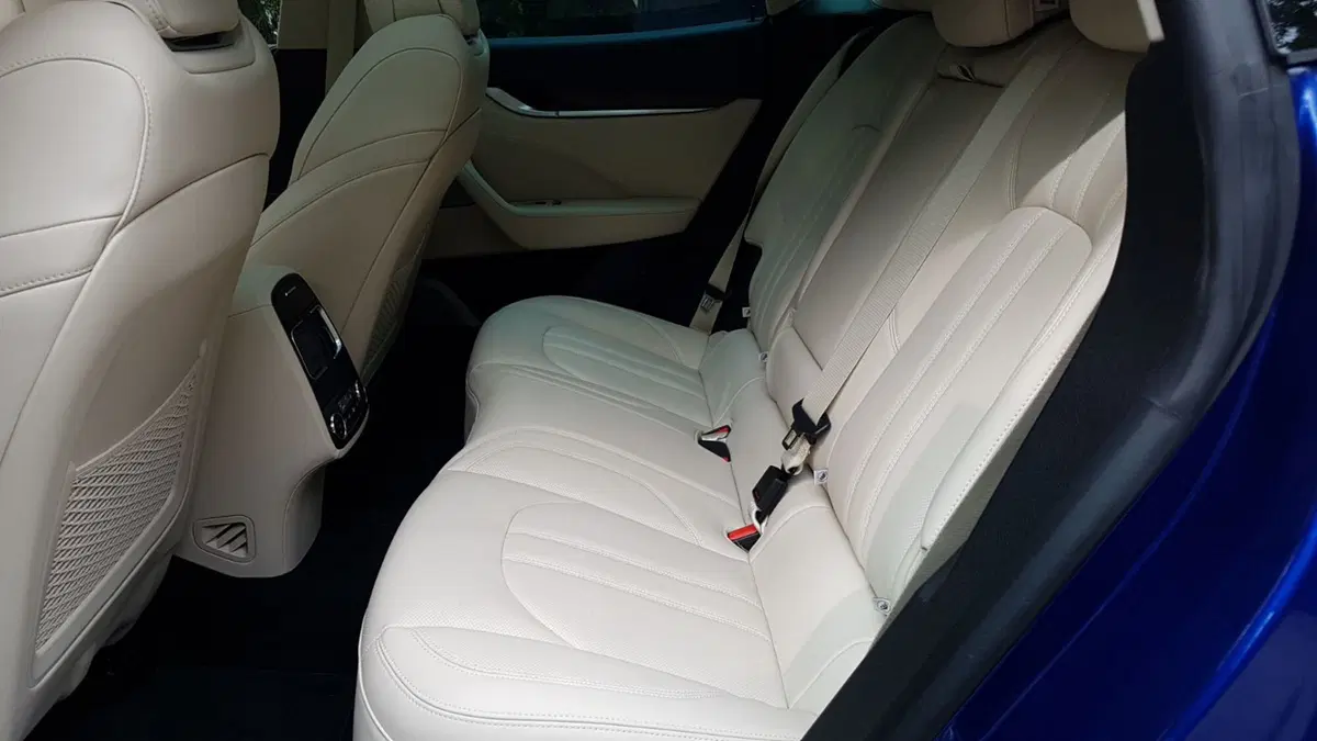 Maserati Levante (32)