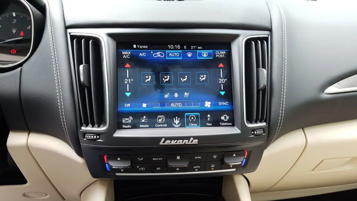 Maserati Levante (25)