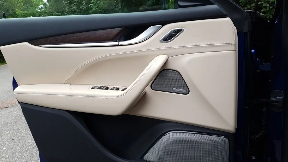 Maserati Levante (17)