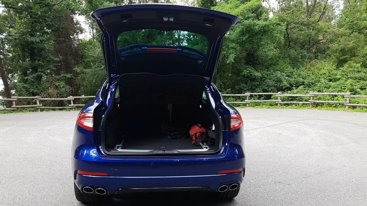 Maserati Levante (12)