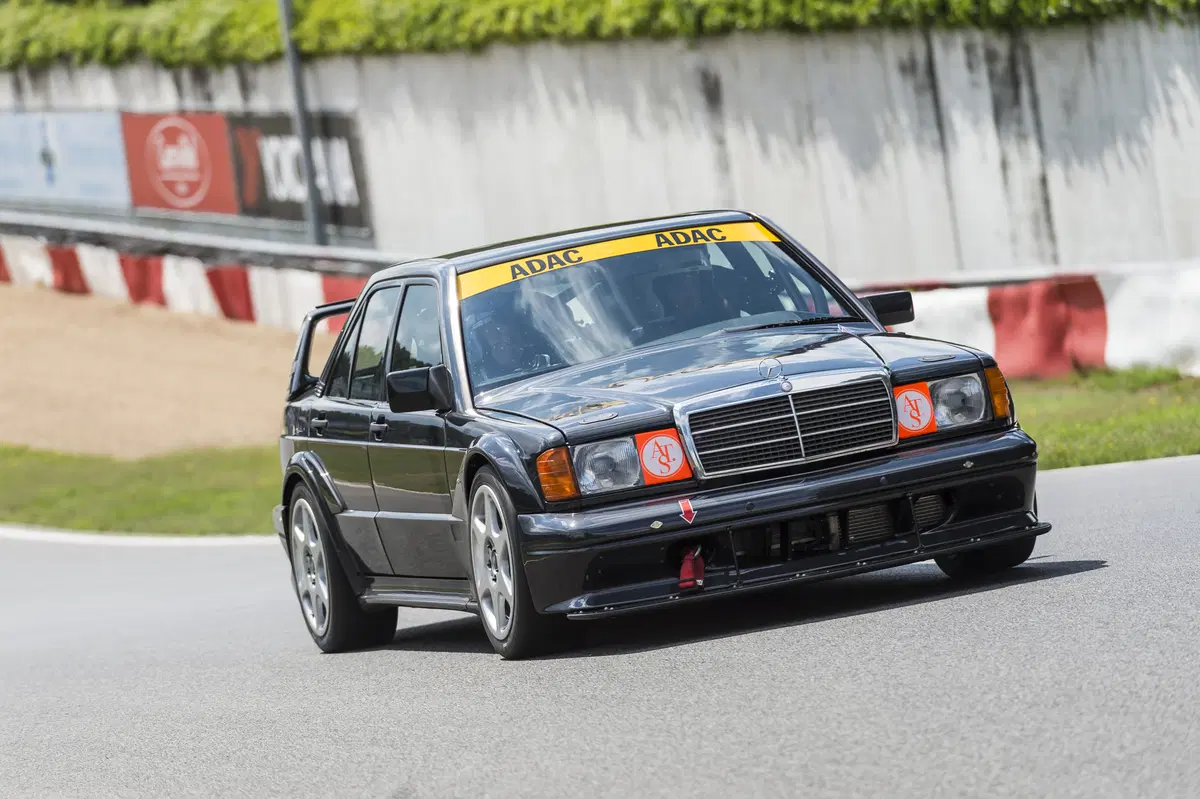 Mercedes 190E 2.5-16 EVOLUTION II, leggendaria [Video Prova in pista] (4)