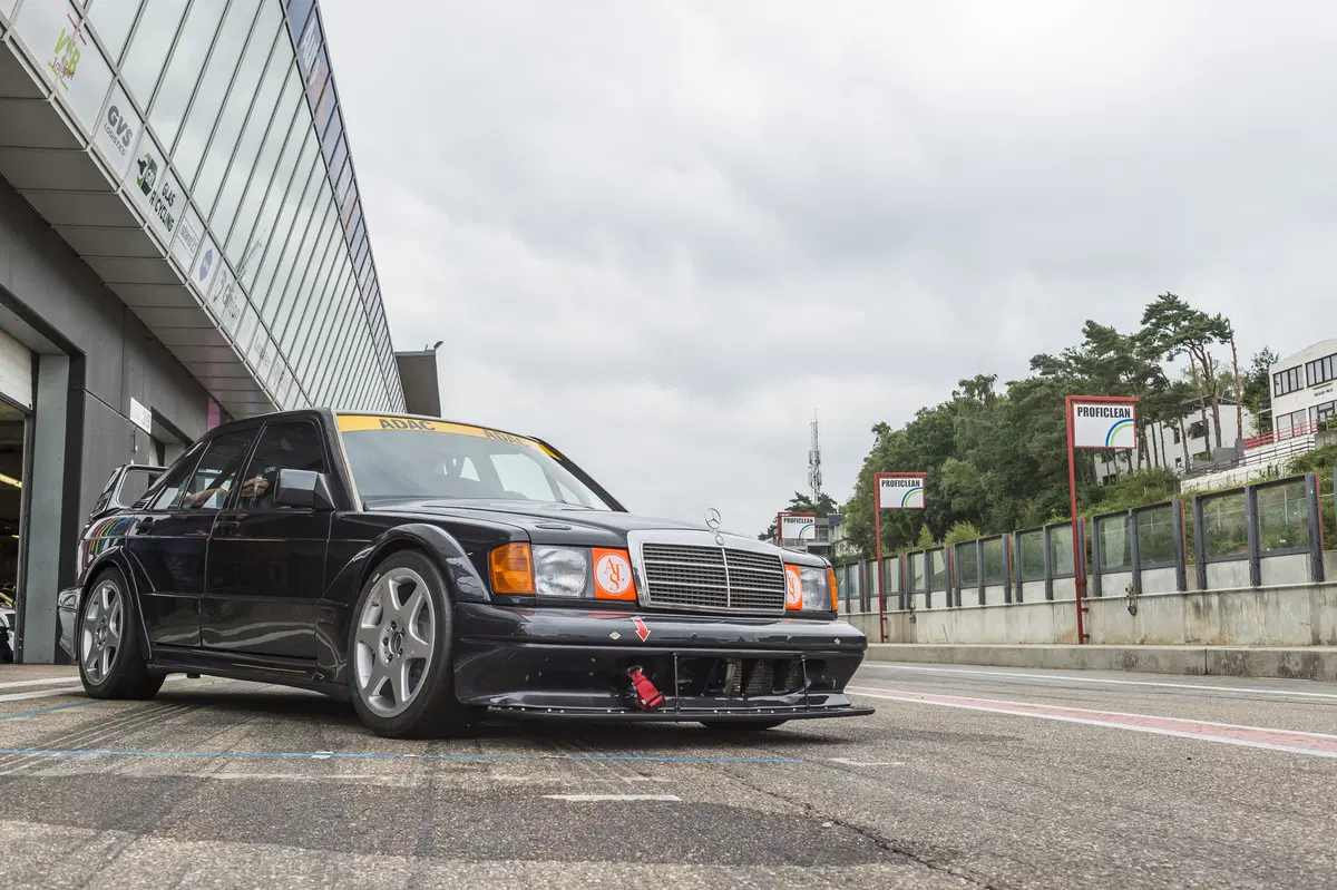 Mercedes 190E 2.5-16 EVOLUTION II, leggendaria [Video Prova in pista] (6)