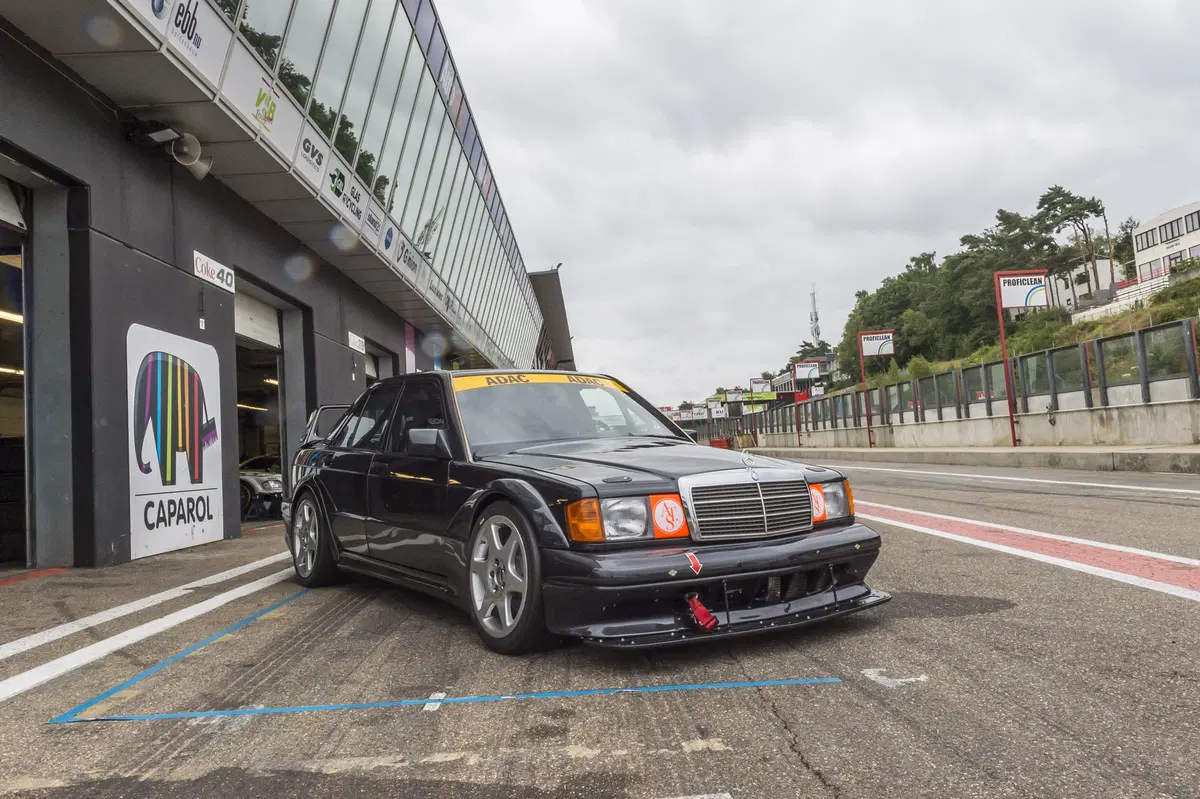 Mercedes 190E 2.5-16 EVOLUTION II, leggendaria [Video Prova in pista] (11)