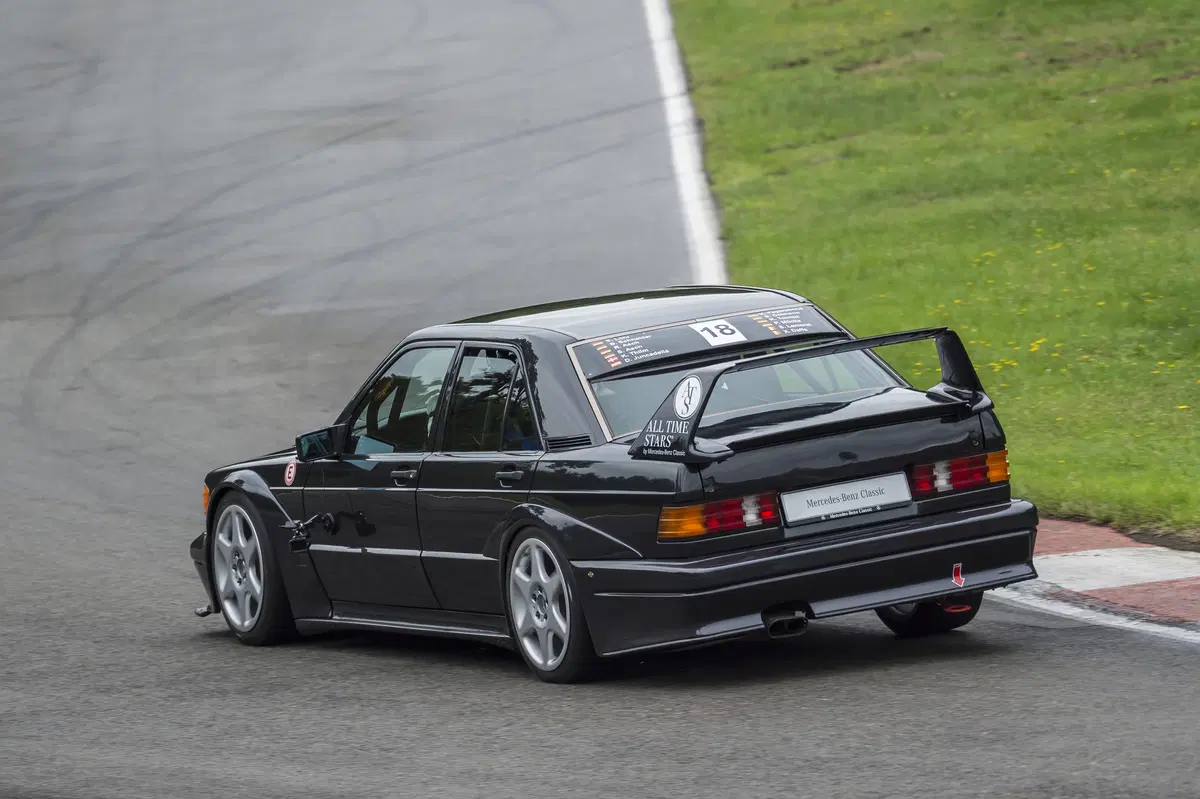 Mercedes 190E 2.5-16 EVOLUTION II, leggendaria [Video Prova in pista] (16)