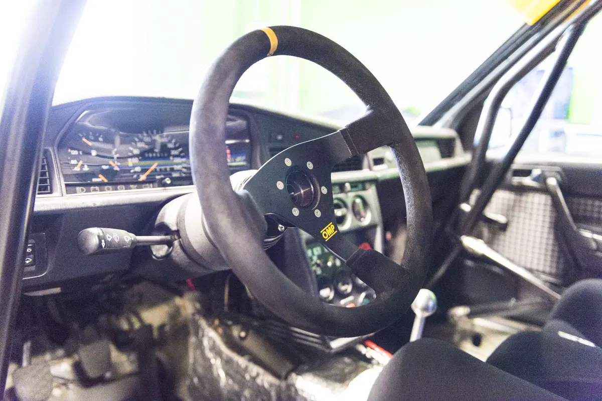 Mercedes 190E 2.5-16 EVOLUTION II, leggendaria [Video Prova in pista] (26)