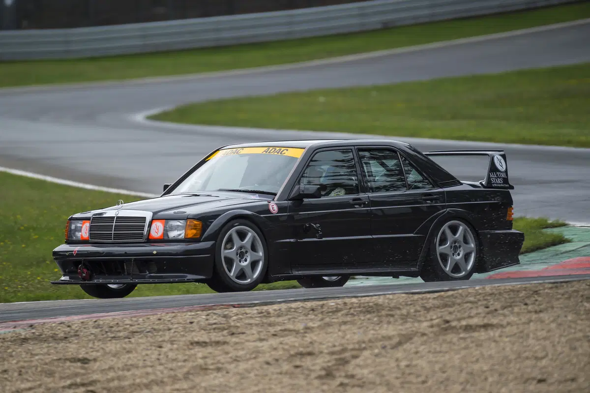 Mercedes 190E 2.5-16 EVOLUTION II, leggendaria [Video Prova in pista] (18)