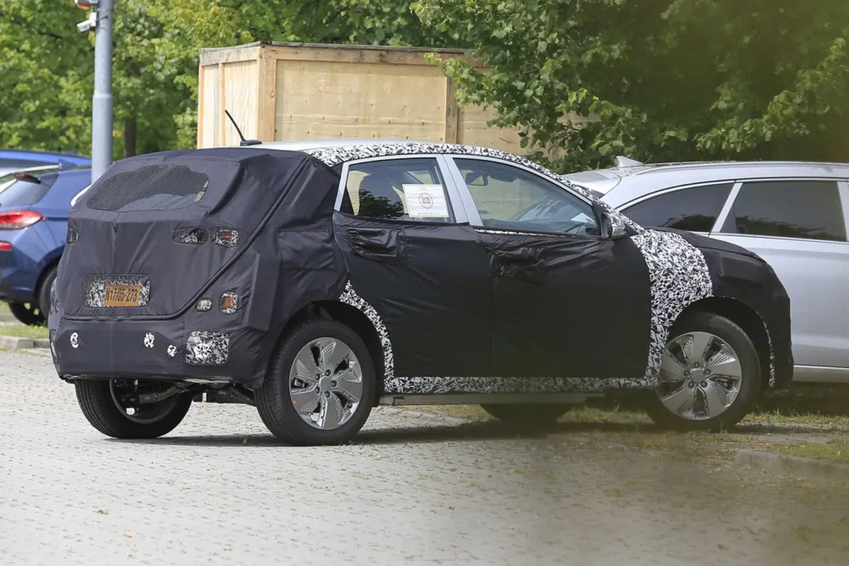 Nuova Hyundai Kona, anche elettrica? (2)