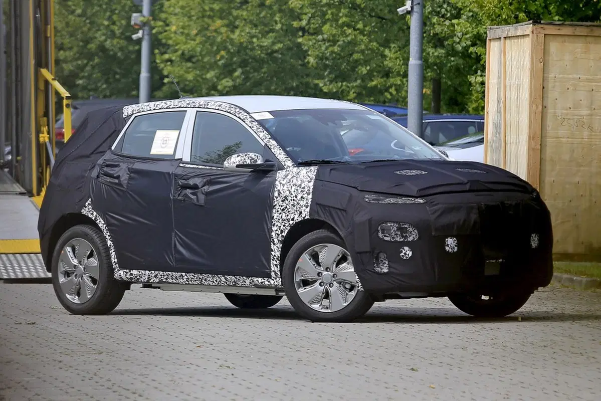Nuova Hyundai Kona, anche elettrica? (3)