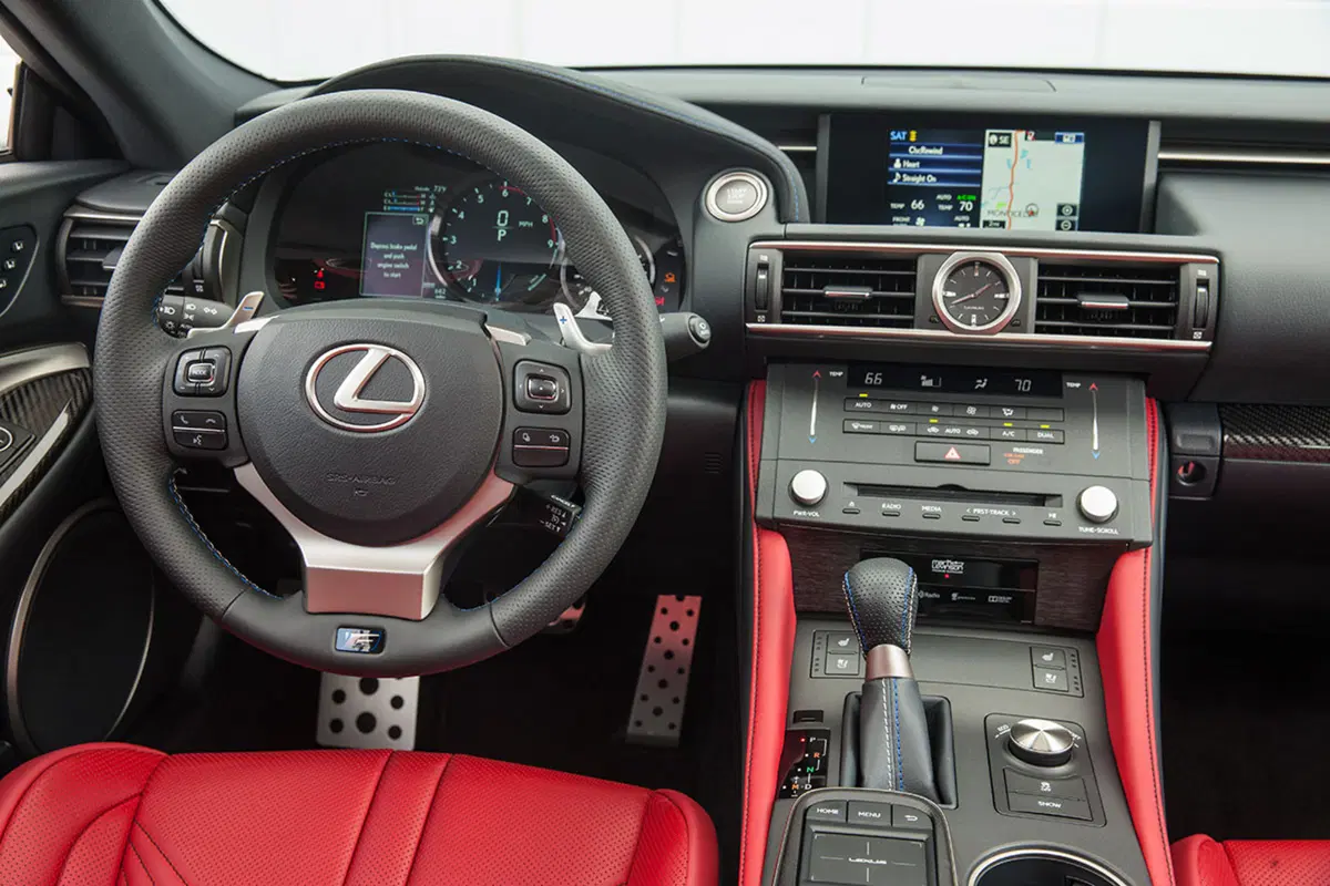 Lexus RC F 2017: sportività premium alla giapponese [Video Primo Test] (15)