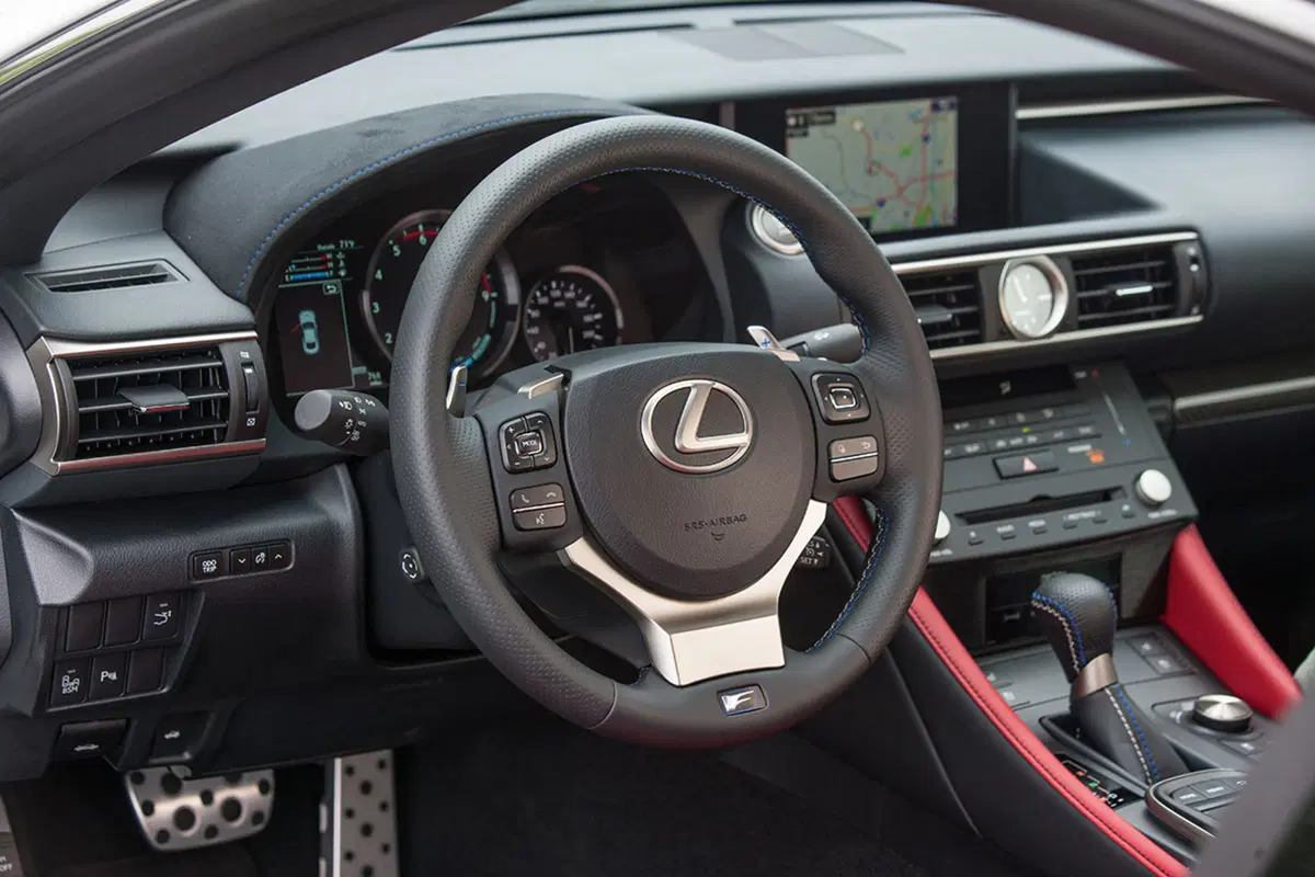 Lexus RC F 2017: sportività premium alla giapponese [Video Primo Test] (20)