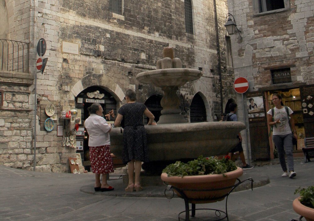 La fontana de &quot;Lo Bergello&quot; a Gubbio