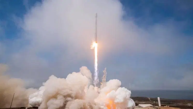Elon Musk frena sulla missione Red Dragon?
