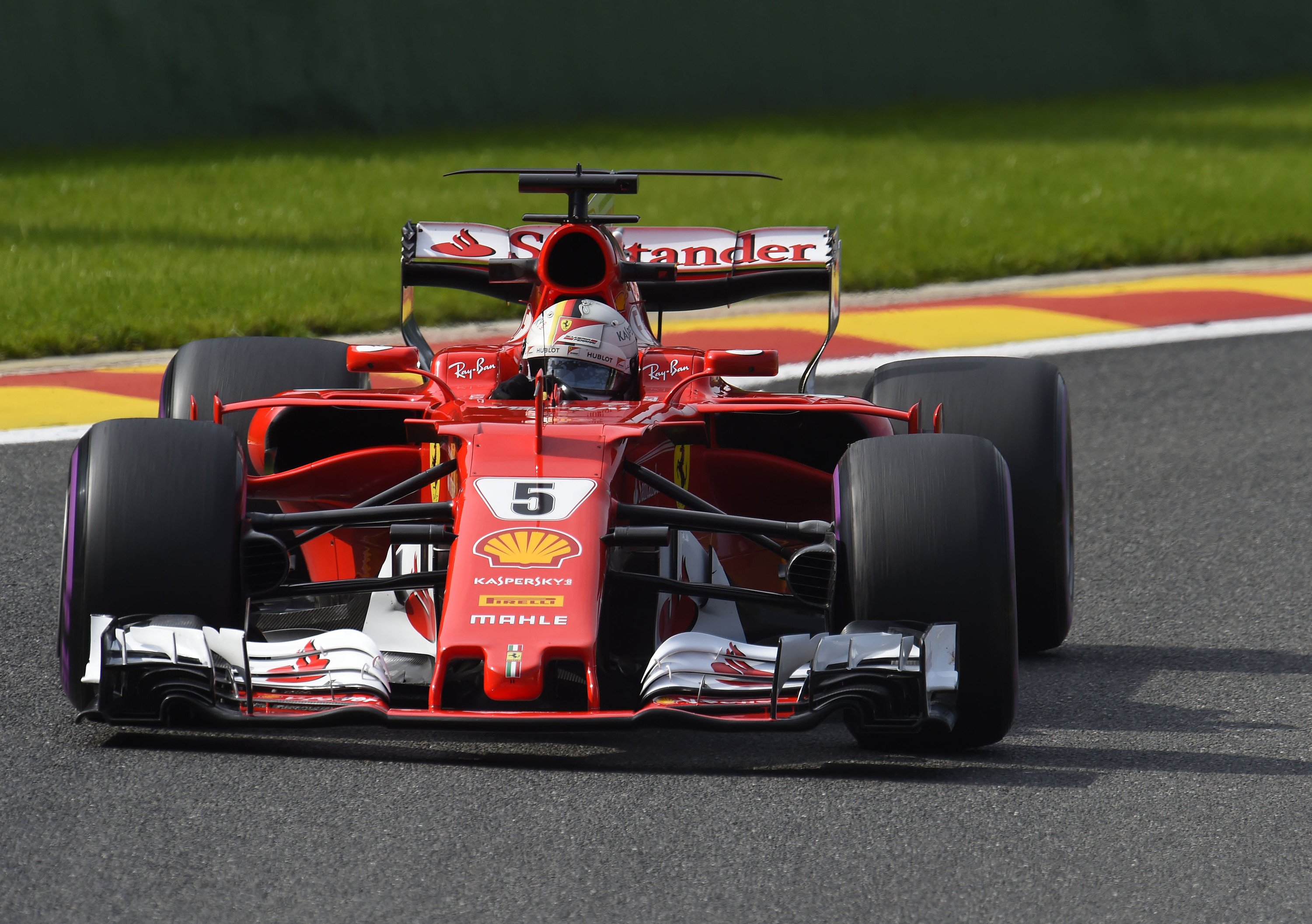F1, Sebastian Vettel confermato in Ferrari fino al 2020