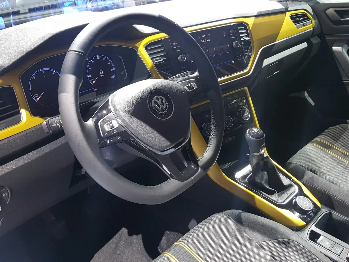 Volkswagen T-Roc: Crossover per tutti? (13)