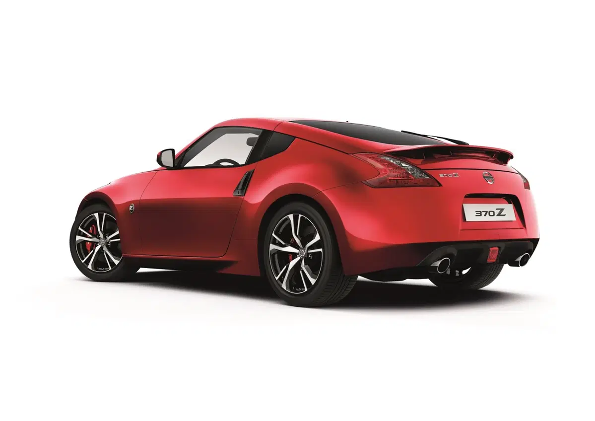 Nissan 370 Z, ecco il MY 2018