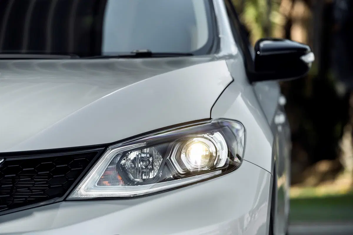 Nissan, ecco la Pulsar Black Edition  (3)