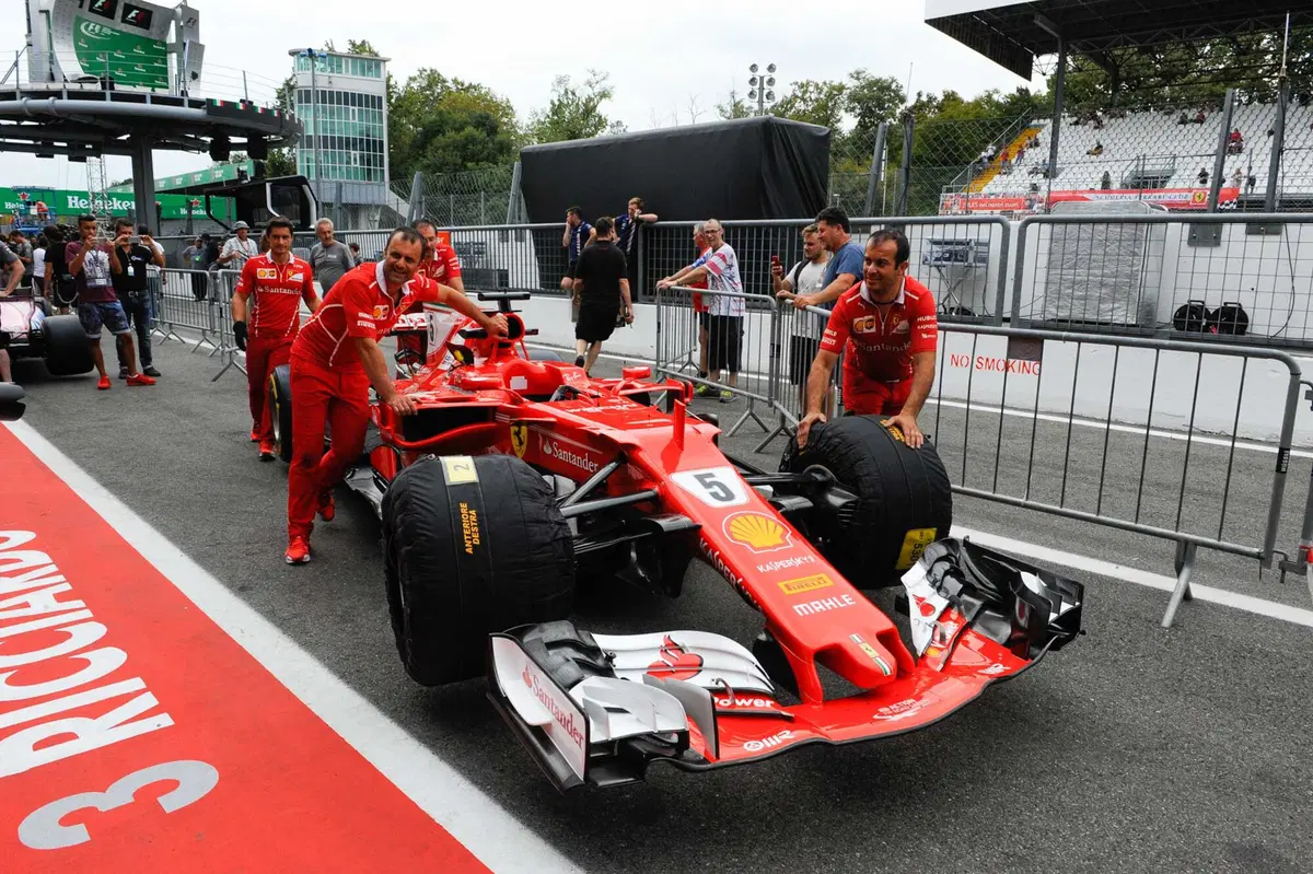 F1, GP Italia 2017, FP2: Bottas davanti a tutti (10)