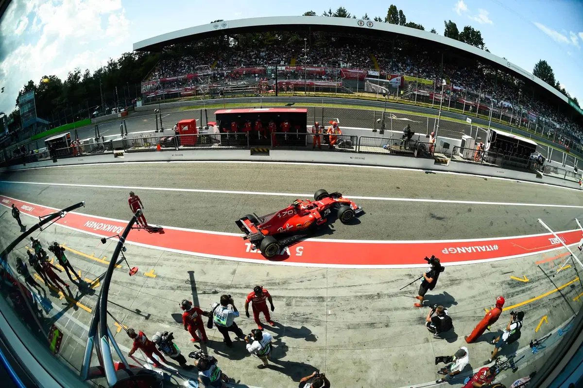 F1, GP Italia 2017, FP3: (24)
