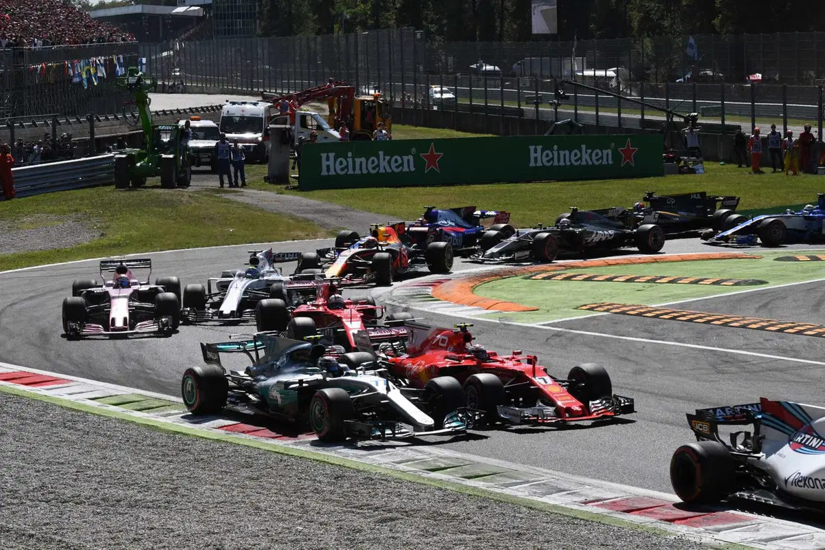 F1, GP Italia 2017: Hamilton, vittoria a Monza sognando la Rossa? (37)
