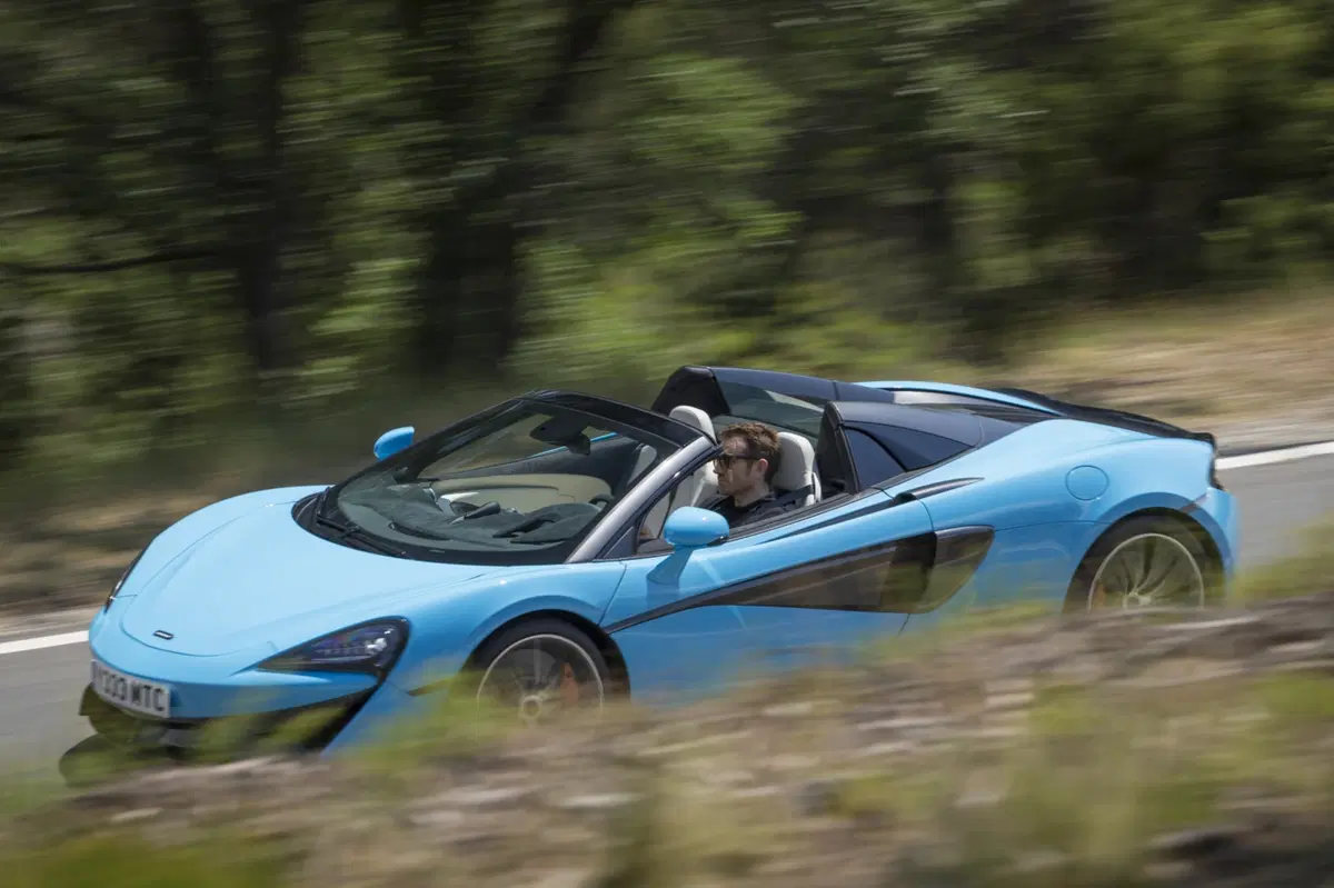 McLaren 570S Cabrio (2017-22) (5)