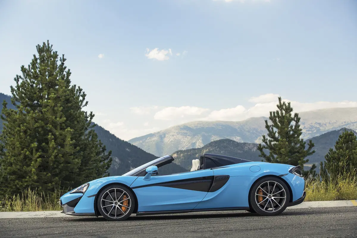 McLaren 570S Cabrio (2017-22) (7)