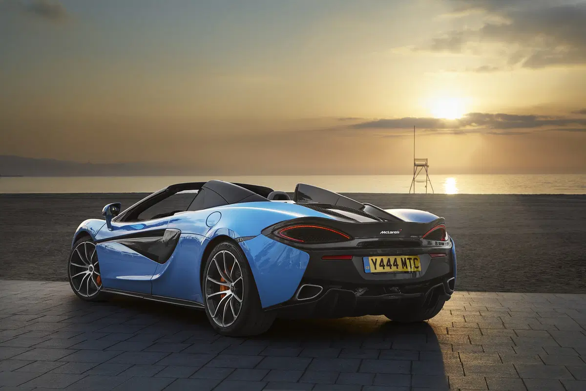 McLaren 570S Cabrio (2017-22) (4)