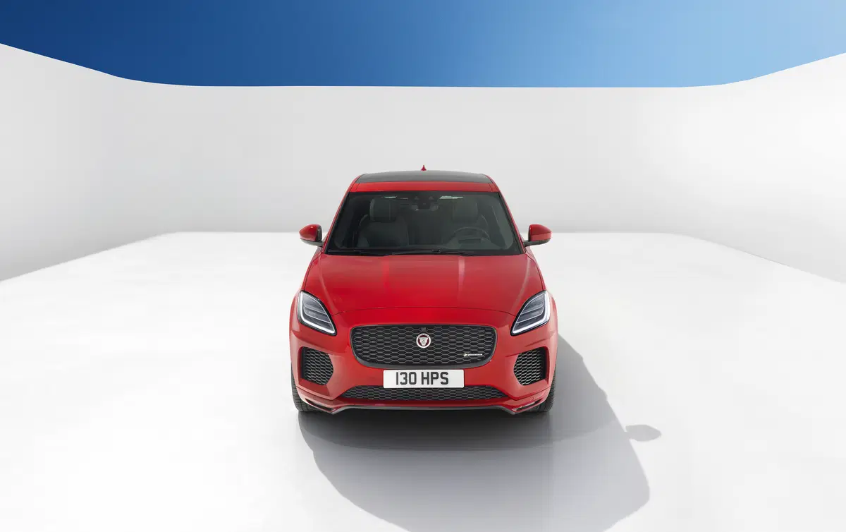 Jaguar E-Pace 2.0D 180 CV AWD R-Dynamic S (3)