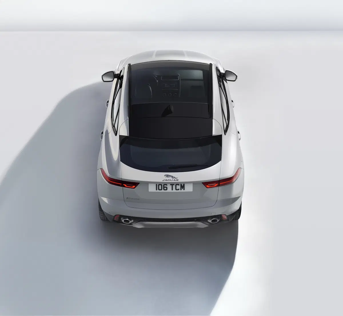 Jaguar E-Pace 2.0D 180 CV AWD R-Dynamic S (7)