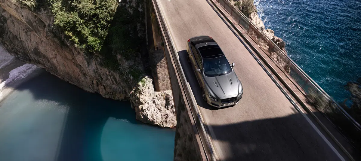 Jaguar XJR575 (2017-18) (6)