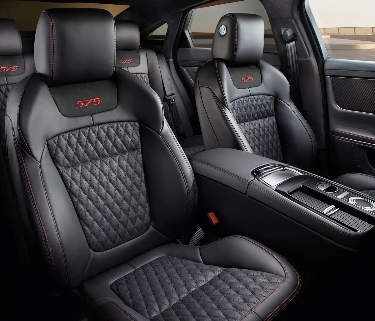 Jaguar XJR575 (2017-18) (10)