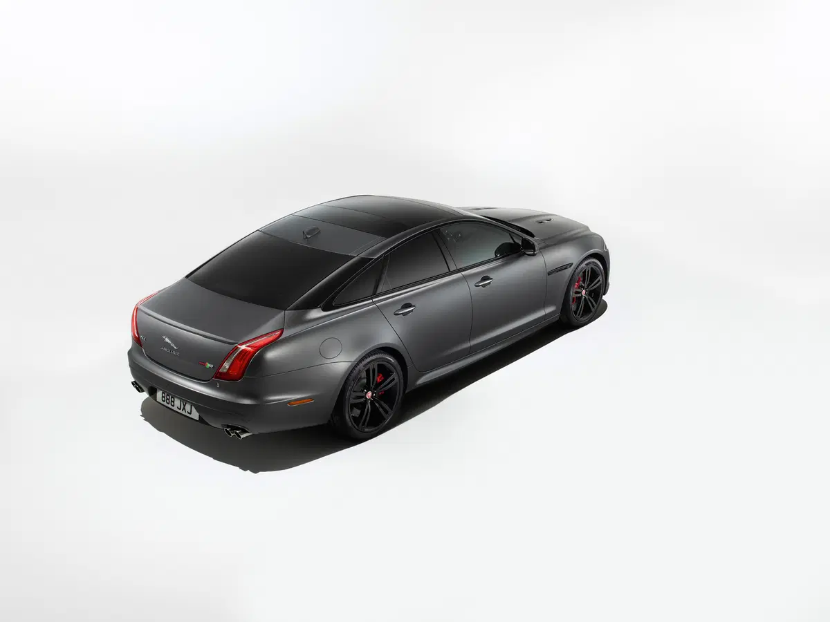Jaguar XJR575 (2017-18) (2)