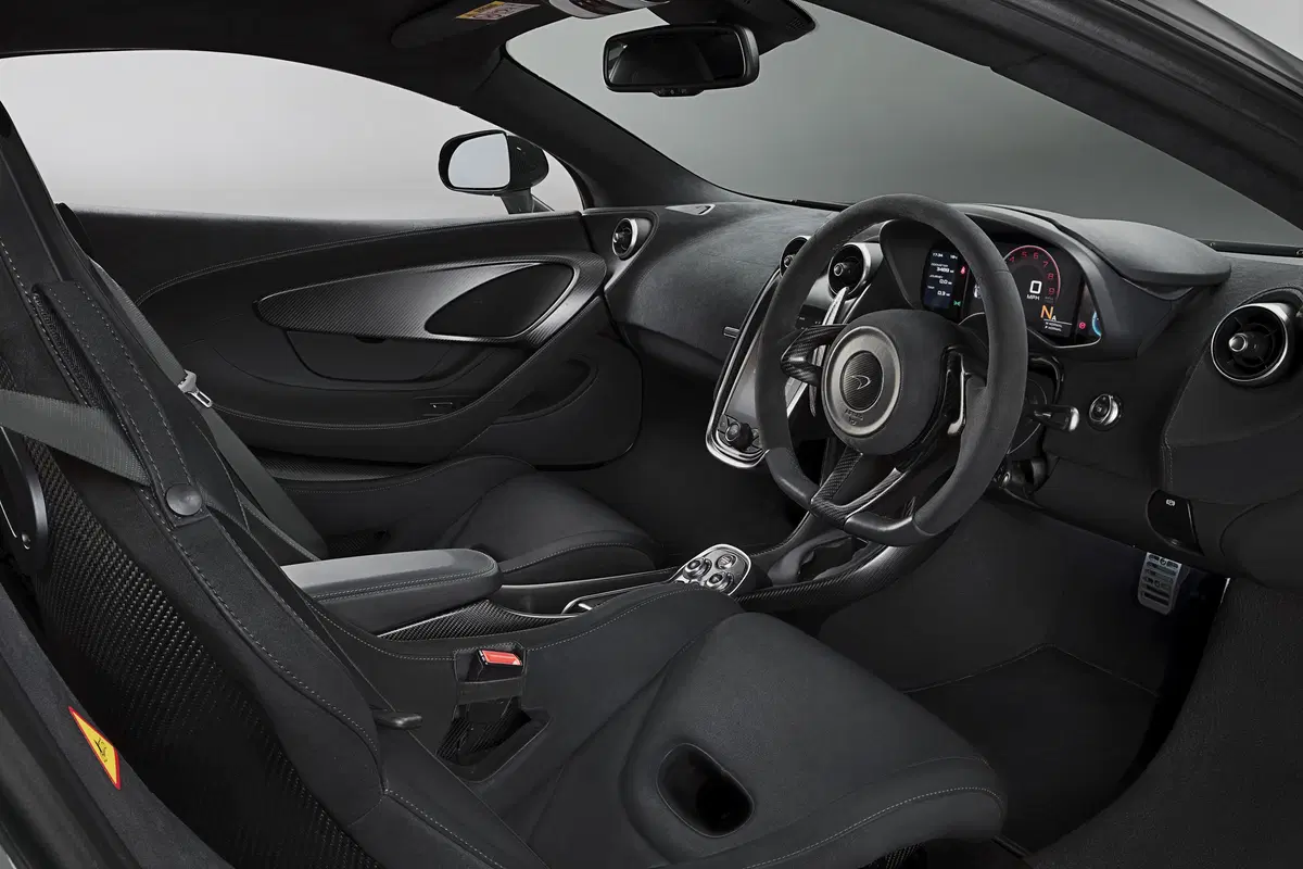 McLaren 570S Coupé (2016-20) (15)