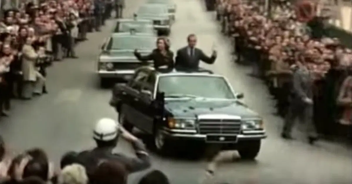  Mercedes-Benz 450 SEL, all'asta quella del Re di Spagna (6)