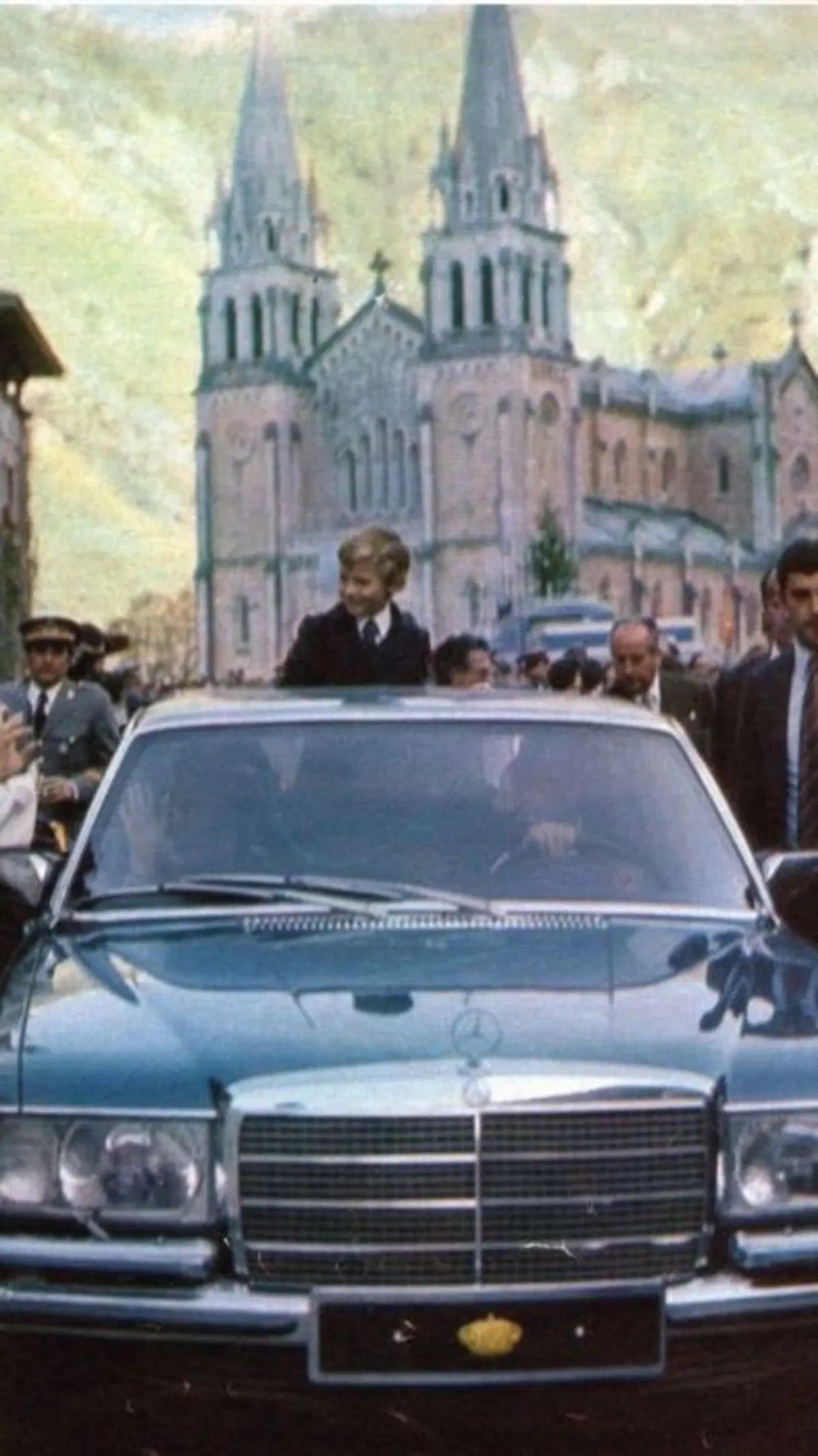  Mercedes-Benz 450 SEL, all'asta quella del Re di Spagna (7)