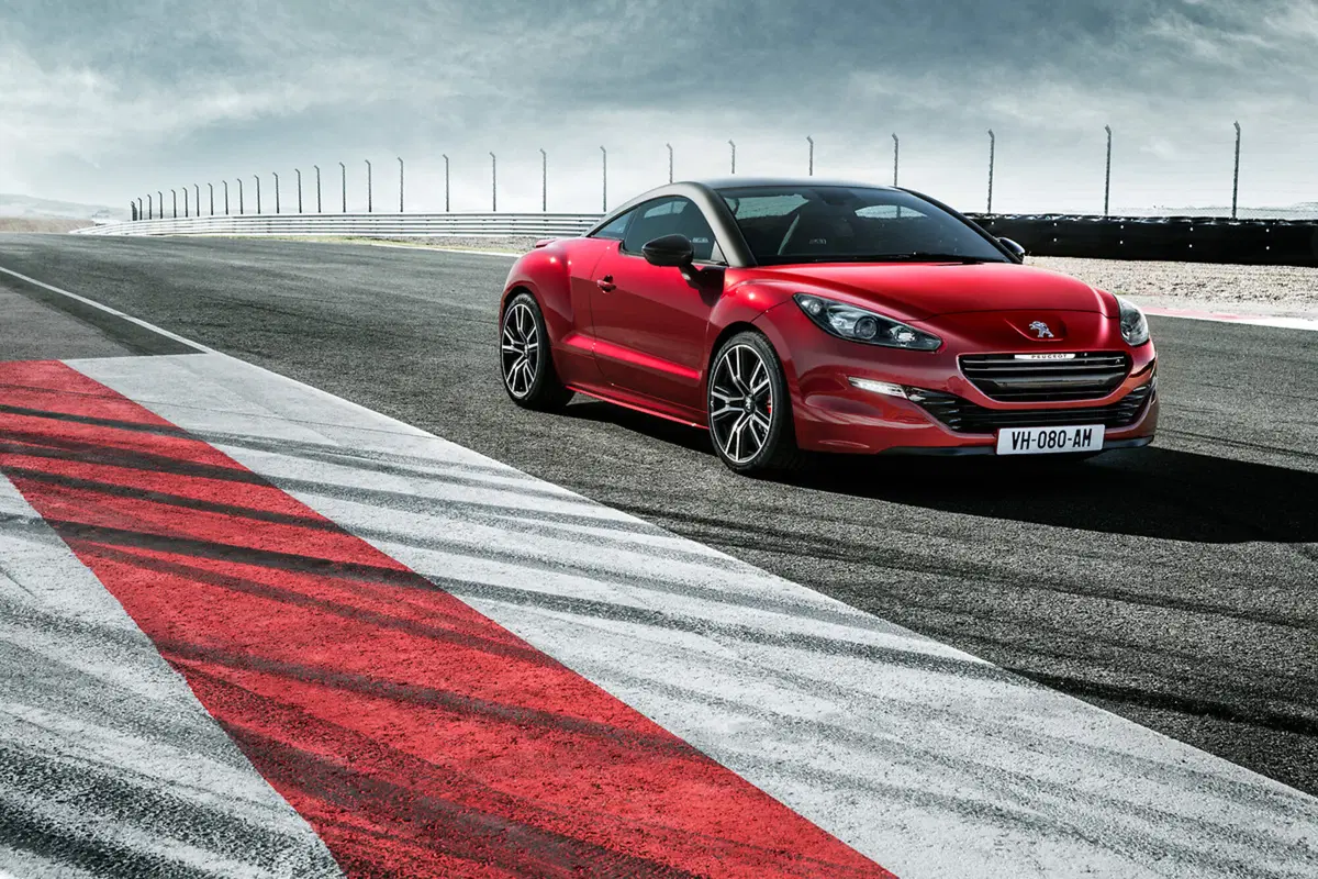 Quale Peugeot, Confronto: 308 GTi by PS Vs RCZ R (2)
