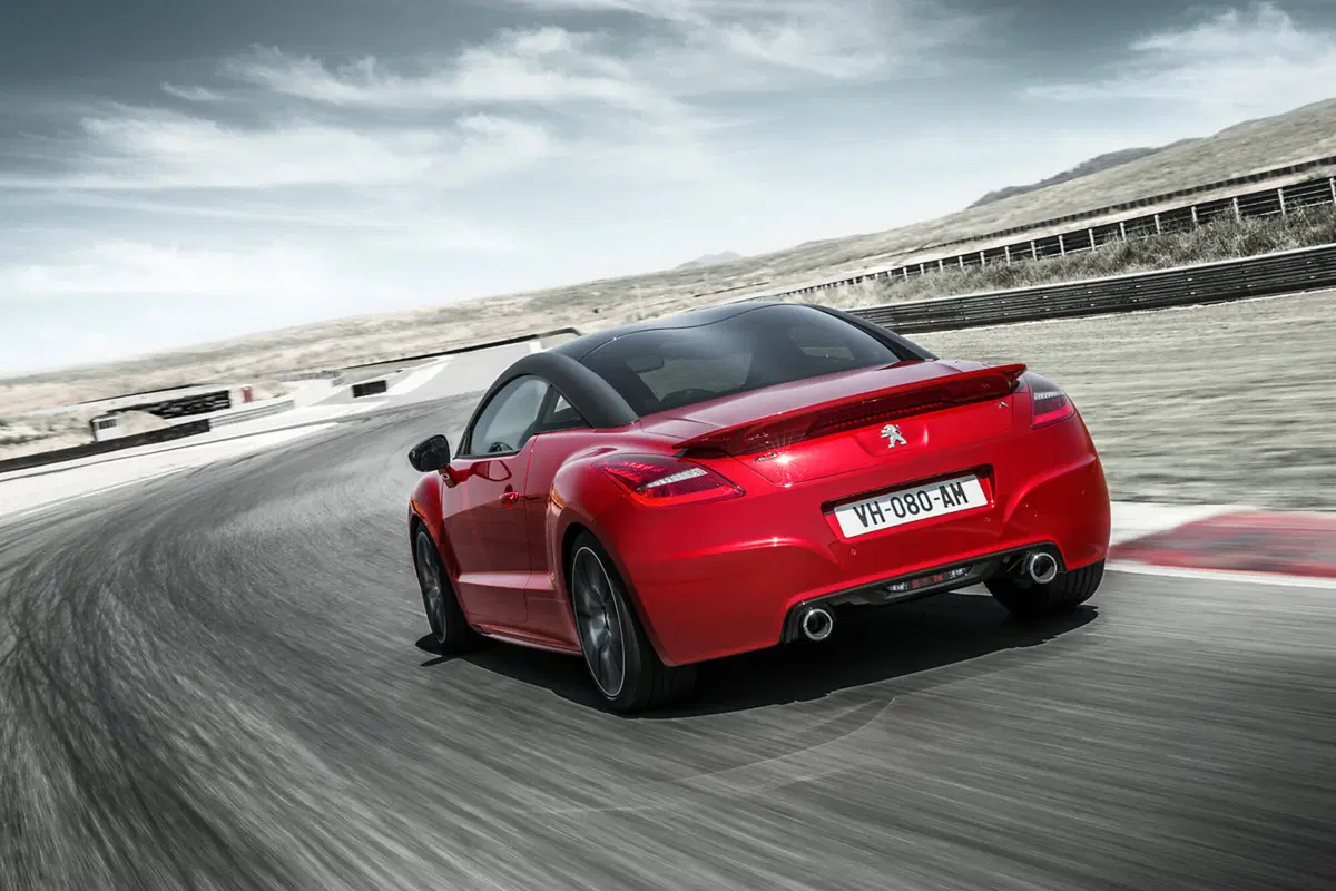 Quale Peugeot, Confronto: 308 GTi by PS Vs RCZ R (5)