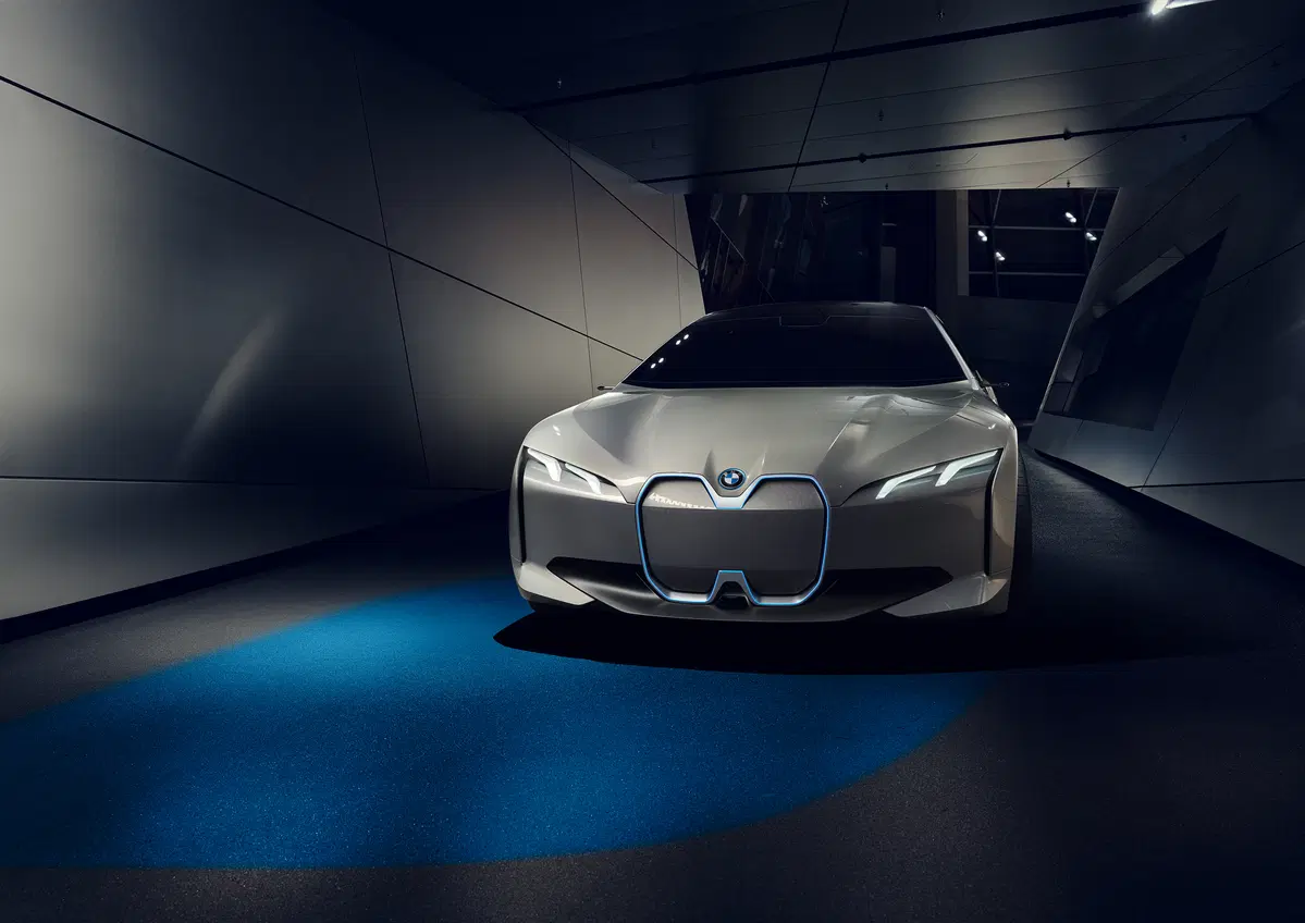 BMW i Vision Dynamics al Salone di Francoforte 2017 (5)